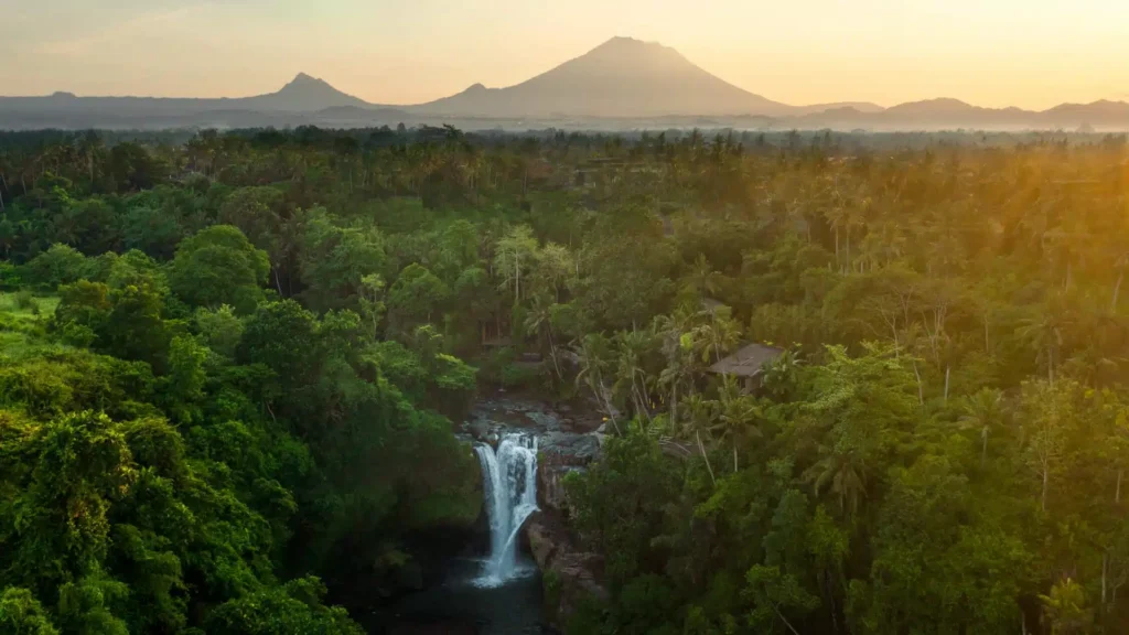 tegenungan-waterfall-bali